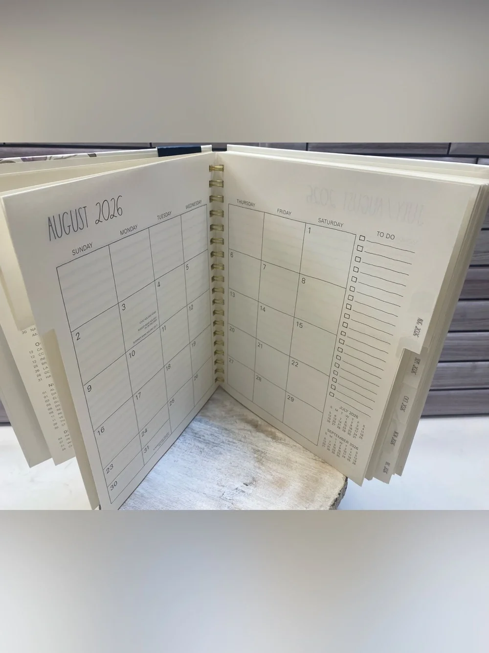 Rae Dunn❤️   “2027.”Flowers L size 17-month Planner NEW